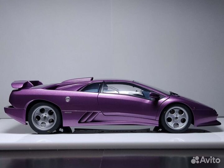 Autoart 1/18 Lamborghini Diablo SE30 Jota, Viola