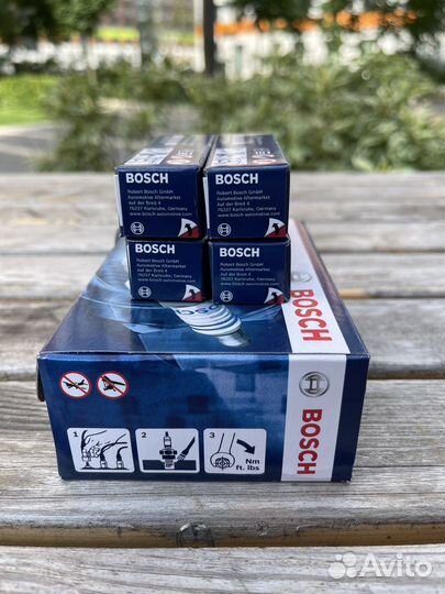 Свеча зажигания Bosch 0242236562 (4шт)