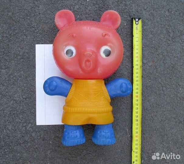 Игрушки СССР пластик чебурашка утюг солдатики