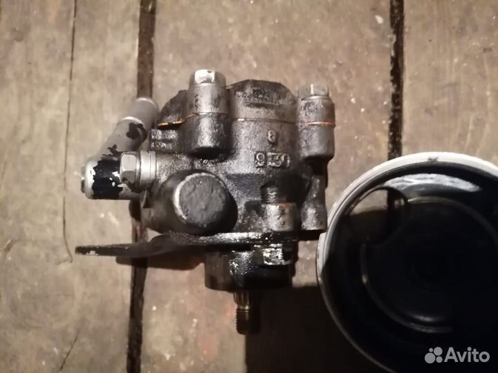 Насос гур nissan sunny b14