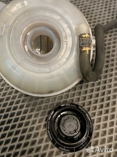 Бачок расширительный Volkswagen Atlas 3.6 FSI