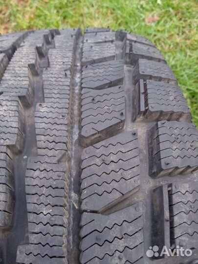 Dunlop Graspic DS2 215/60 R16