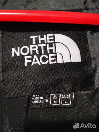 Пуховик the north face 700 kaws