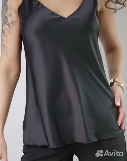 Топ атласный черный