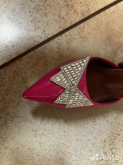 Туфли розовые новые 36