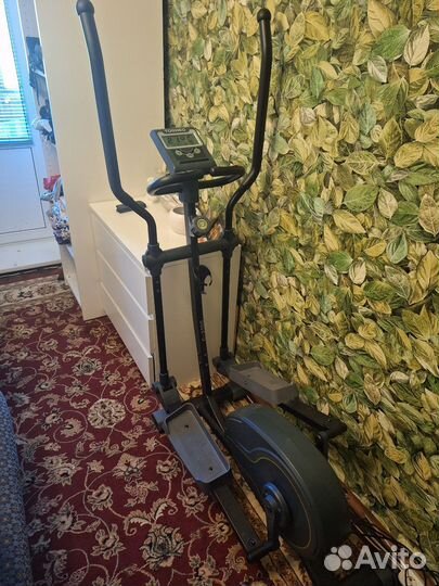 Эллиптический тренажер torneo