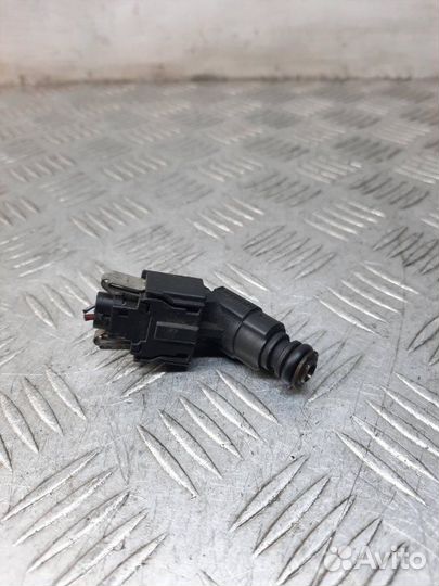 Форсунка Seat Leon хэтчбэк 5 дв. 1.8 AUQ 2002