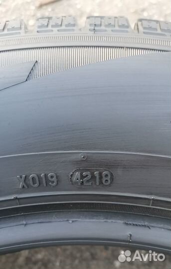 Pirelli Winter Ice Zero 215/65 R17