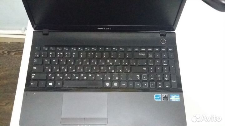 Нотбук Samsung 300E. Core i3-2310m 6g.500g