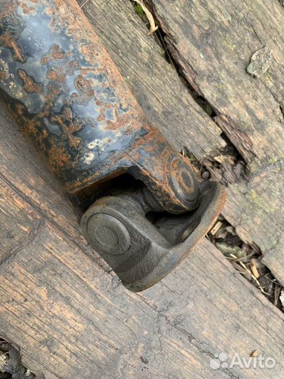 Передняя шаровая подвеска газ 31105 Волга Крайслер