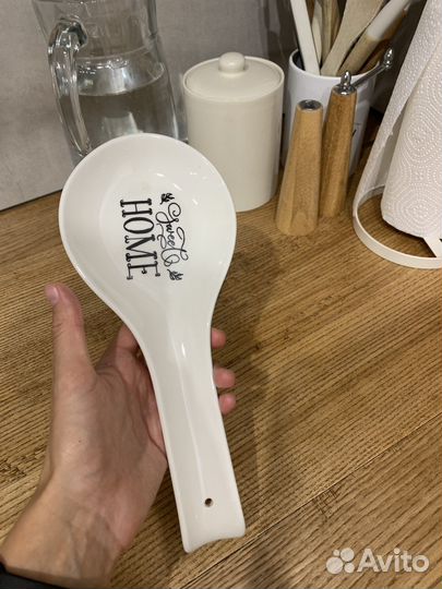 Подставка под ложку