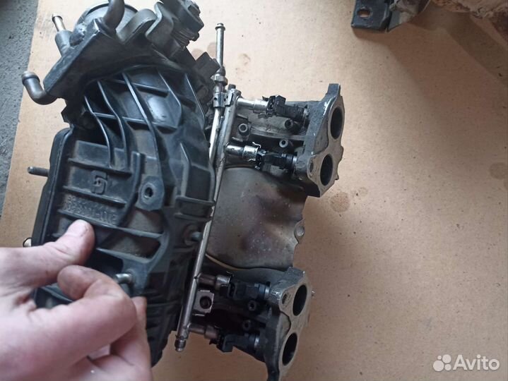 Впускной коллектор дросель форсунки в сборе