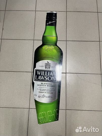 Картонная бутылка виски