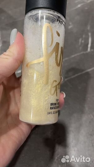 MAC спрей для лица с золотыми частицами