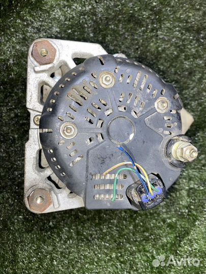 Генератор MR20DE Nissan Serena C25 23100EN000