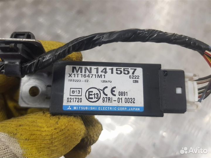 Блок иммобилайзера Мицубиси Л200 MN141557