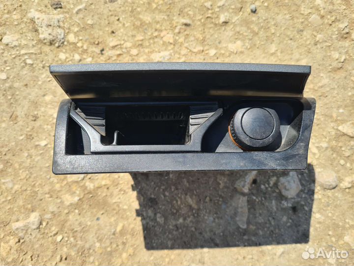 Пепельница Opel Astra H