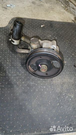 Насос гидроусилителя Nissan Murano Z50 VQ35DE