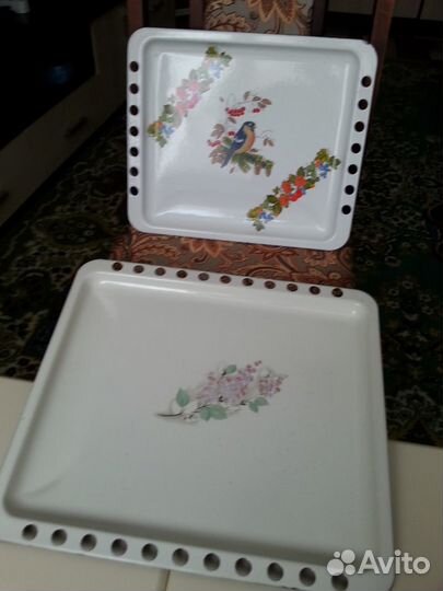 Разнос эмалированный