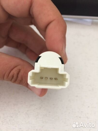 Датчик включения стоп-сигнала Logan, Largus