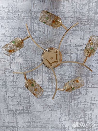 Люстра потолочная новая