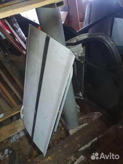 Задняя левая дверь на бмв е46