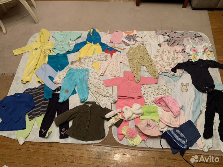 Гора вещей для новорожденных и не только