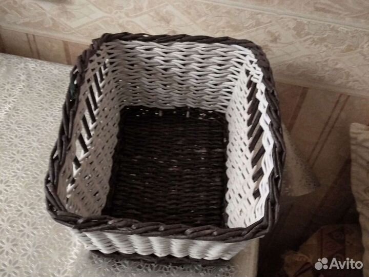Плетенная сухарница,хлебница