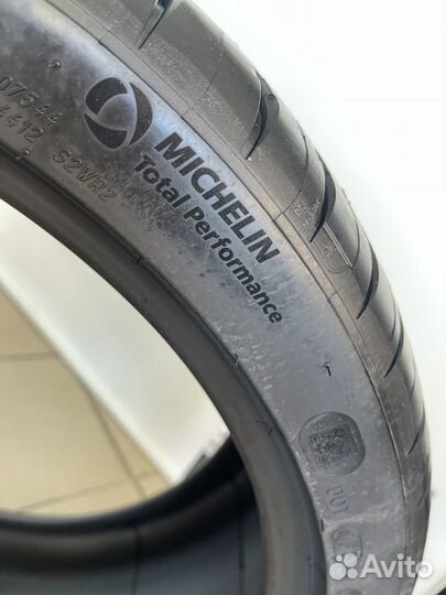 Michelin Pilot Sport 4 S 245/30 R20 90Y