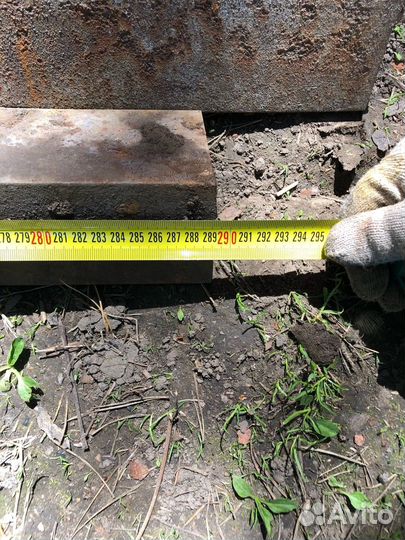 Уголок металлический