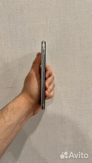 iPhone X, 256 ГБ