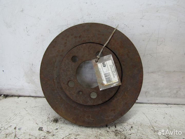 Тормозной диск передний Шкода Октавия 1998г