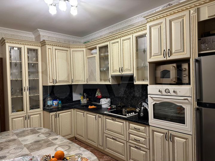 3-к. квартира, 81,2 м², 11/24 эт.