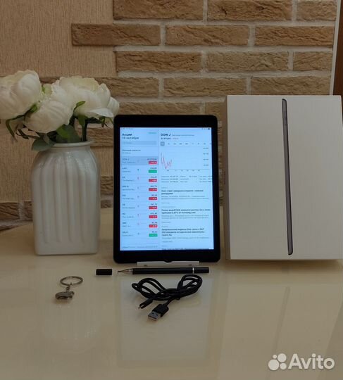 iPad AIR 2 оригинал как новый