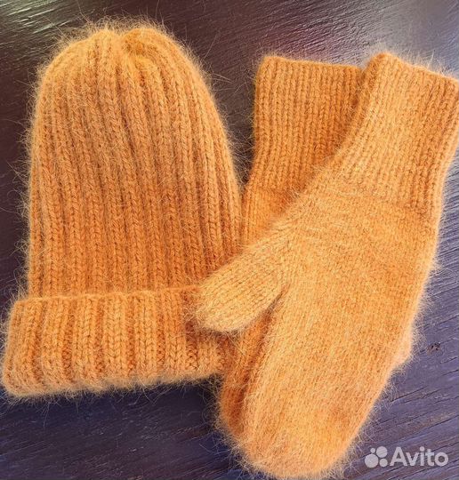Шапочка и варежки