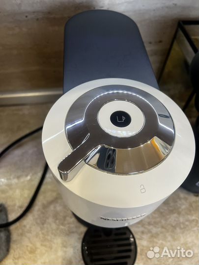 Кофемашина капсульная De'Longhi Nespresso Vertuo