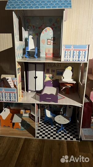 Домик кукольный
