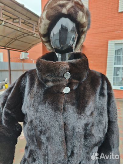 Норковая шуба Manakas 48 размер