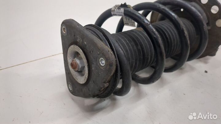 Амортизатор подвески правый передний Ford Escape