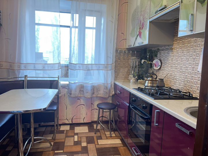 2-к. квартира, 52 м², 8/9 эт.