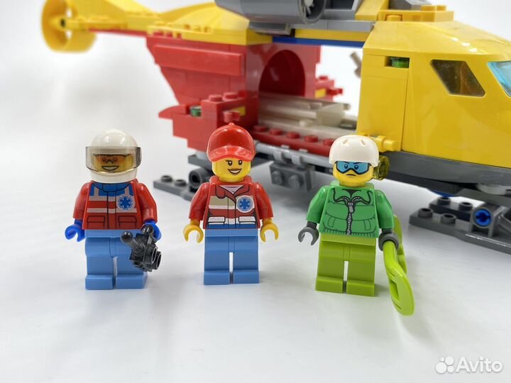 Lego City 60179 Вертолет скорой помощи