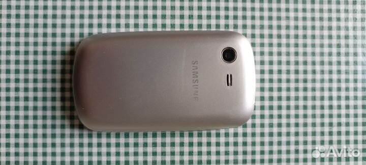 Телефон Samsung