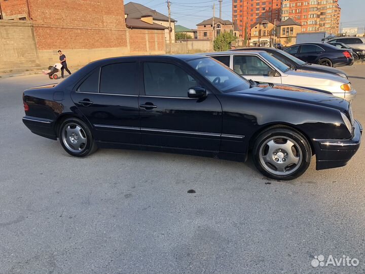 Mercedes-Benz E-класс 2.4 AT, 1999, 330 000 км