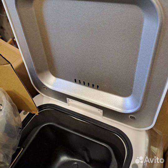 Хлебопечка новая