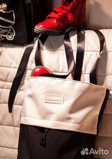 Школьный рюкзак