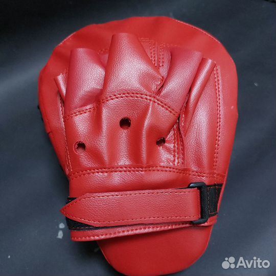 Боксерские лапы Everlast Red