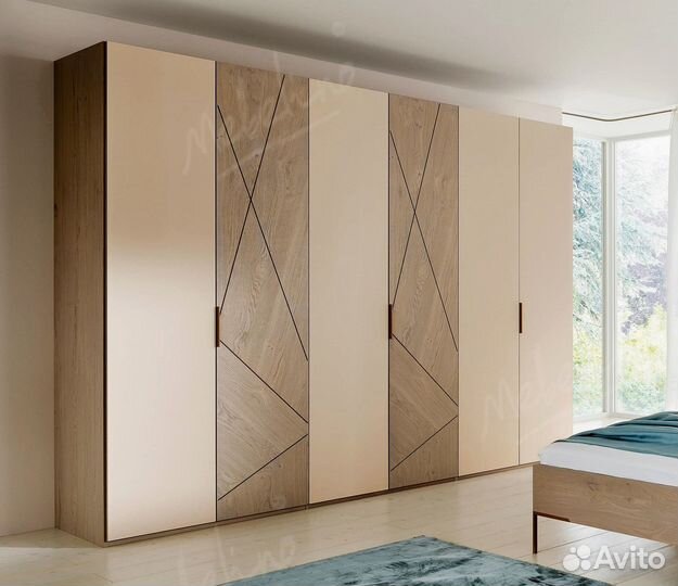 Шкаф распашной