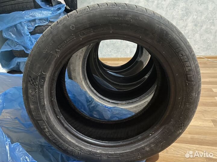 Michelin Pilot Sport 4 205/55 R16