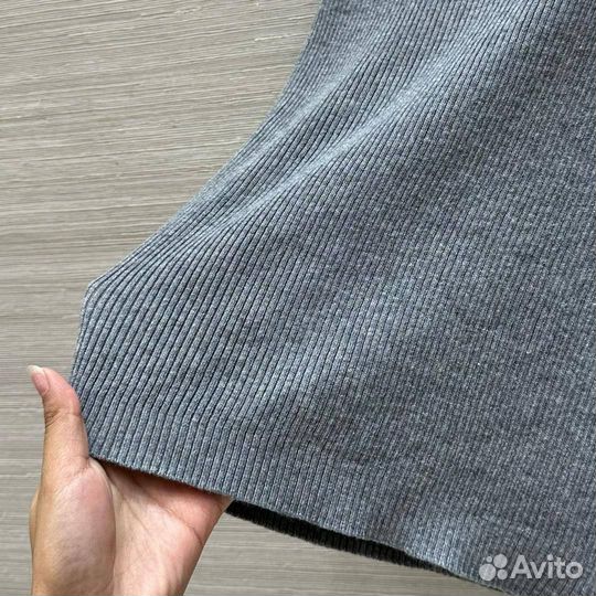 Футболка Prada