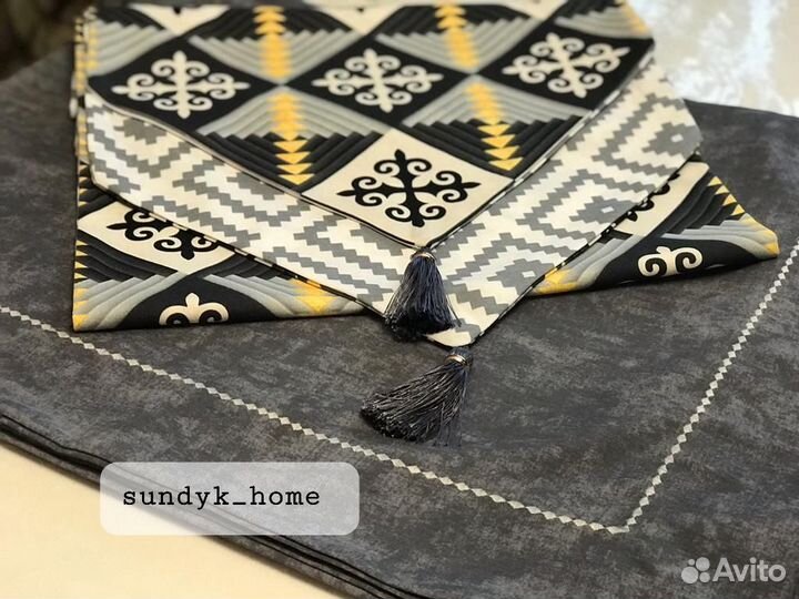 Дорожка и скатерть